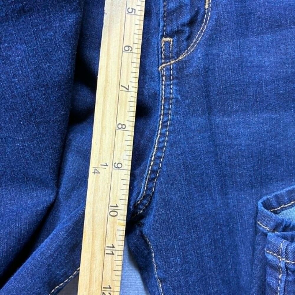 Signature Levi Strauss Gold Womens Bootcut Jeans Dark Wash Stretch Size 32x29 - Picture 7 of 8